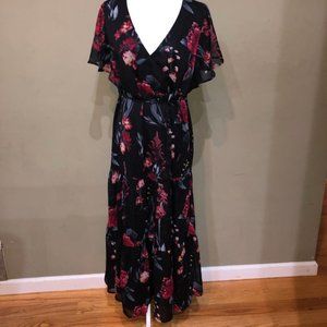 Maxi Dress with floral pattern